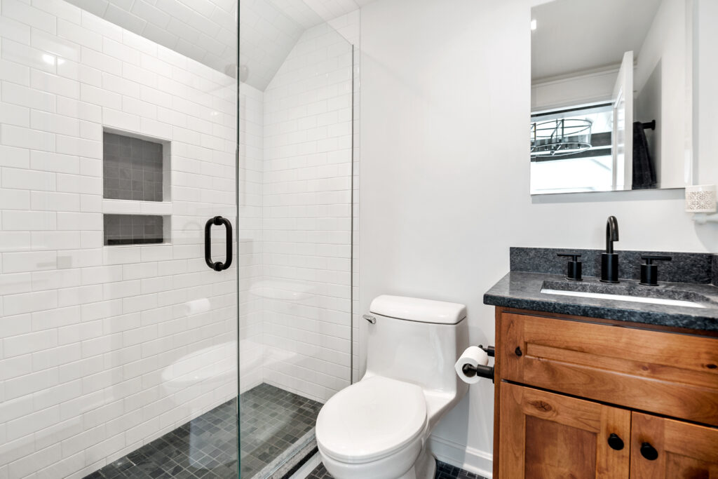 carriage house bathroom