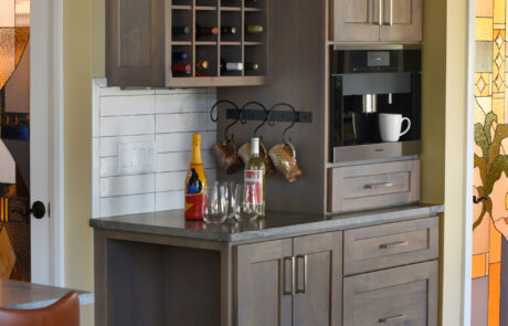 Dublin Ohio Kitchen Remodel with beverage bar
