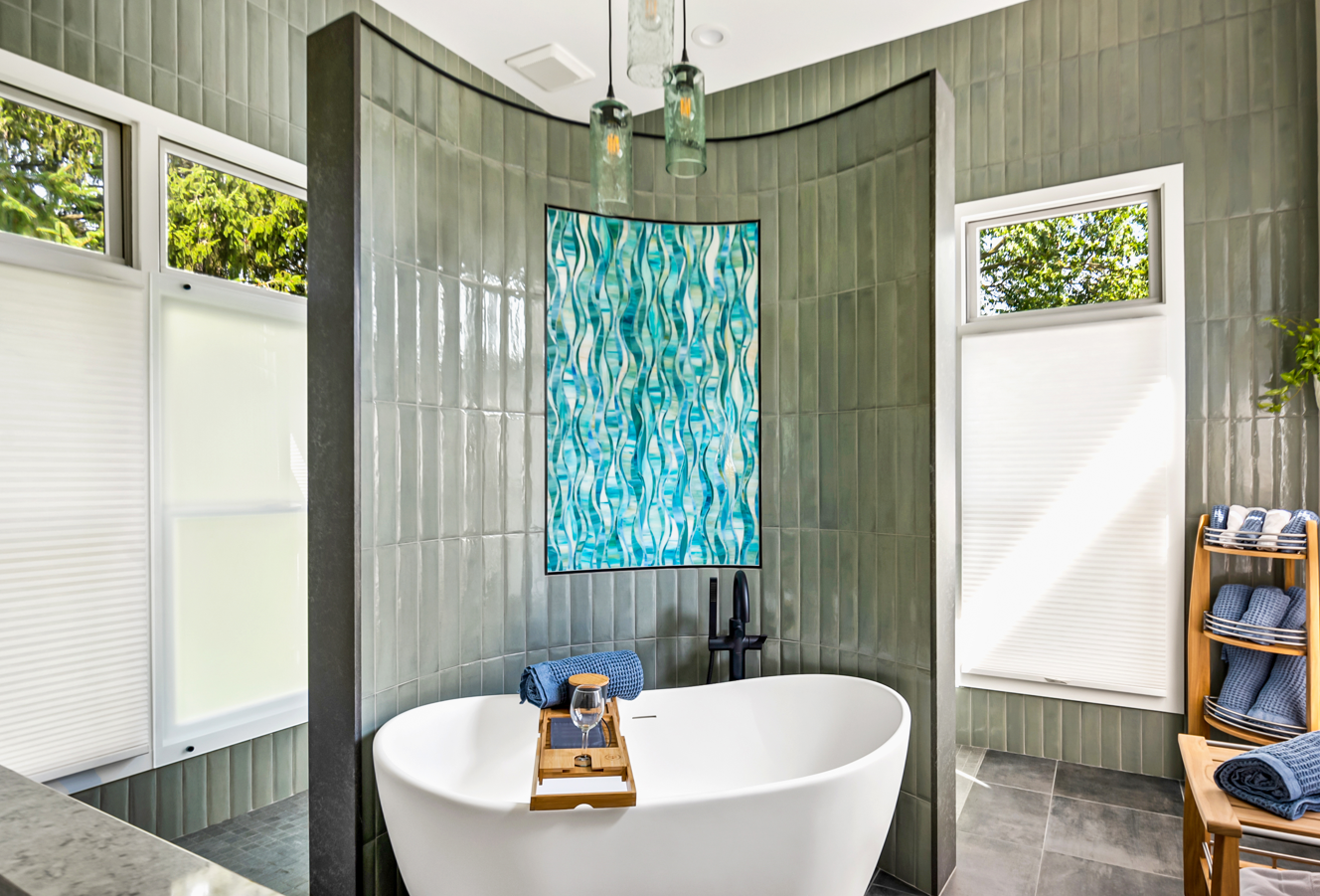 Dublin Bathroom with Curved Wall and Oval Tub