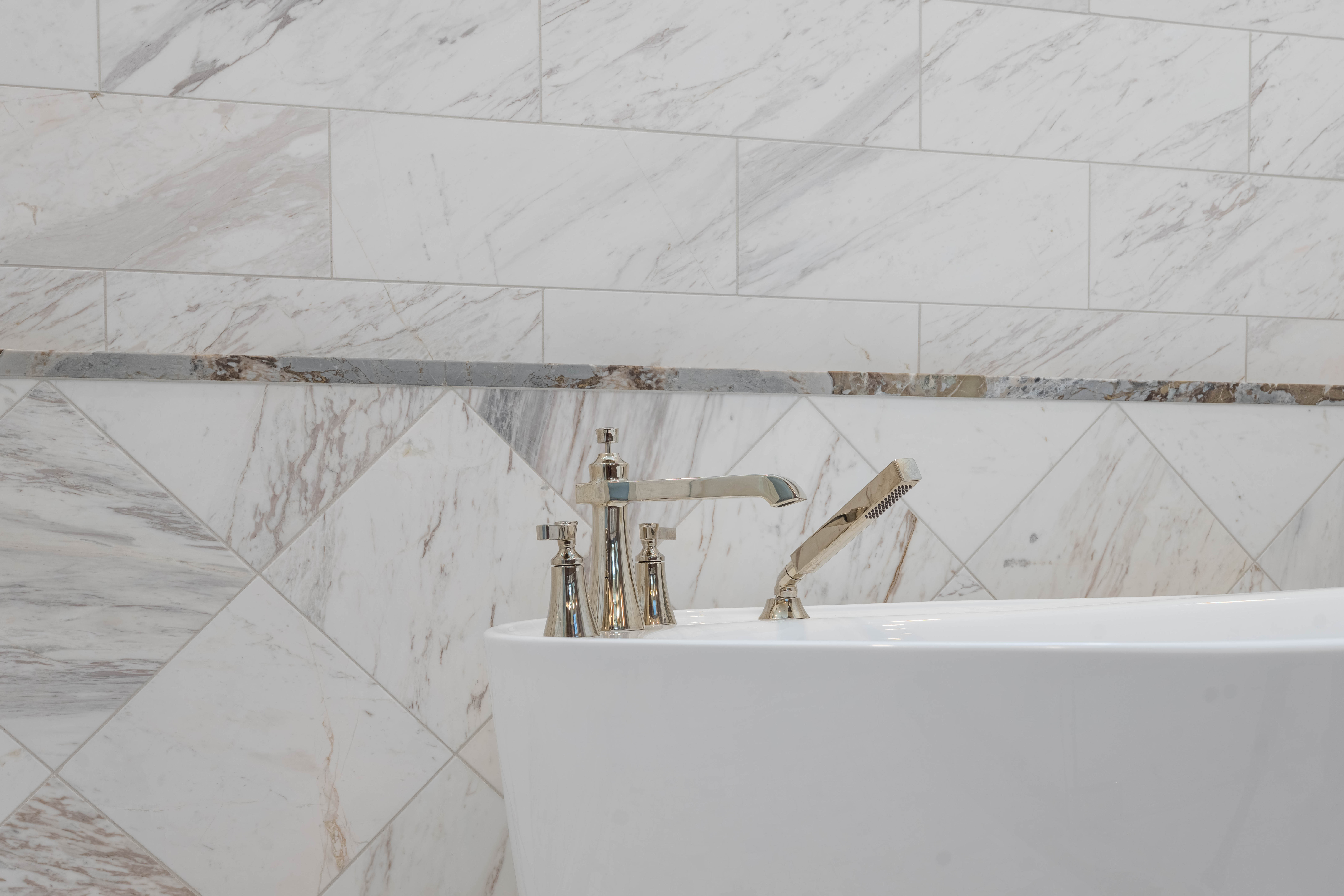 Luxury Bathroom soaking tub