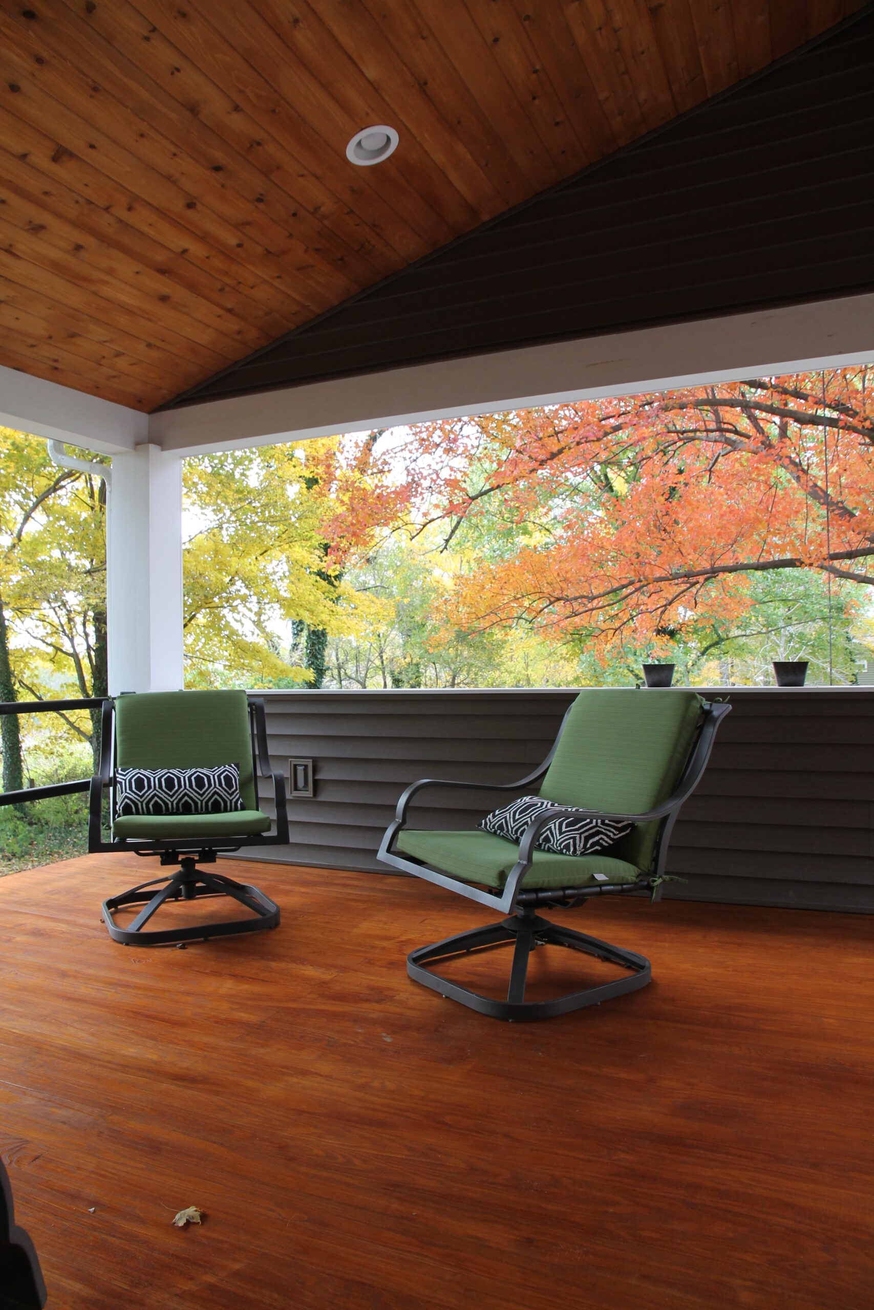 Fall deck